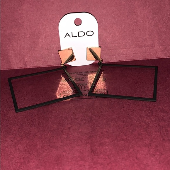 ALDO Diamond Shaped Earrings - Picture 2 of 2